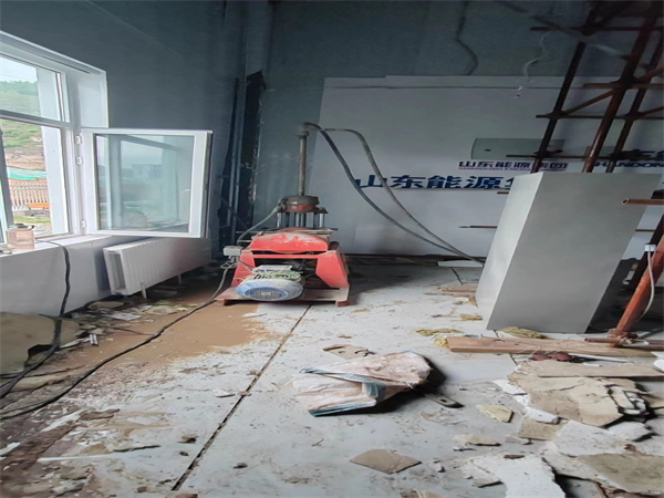 丰县地基基础下沉墙体裂缝加固注浆顶升施工